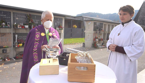 Gräbersegnung am Friedhof Deutschfeistritz