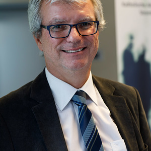 SONNTAGSBLATT, Gerd Neuhold