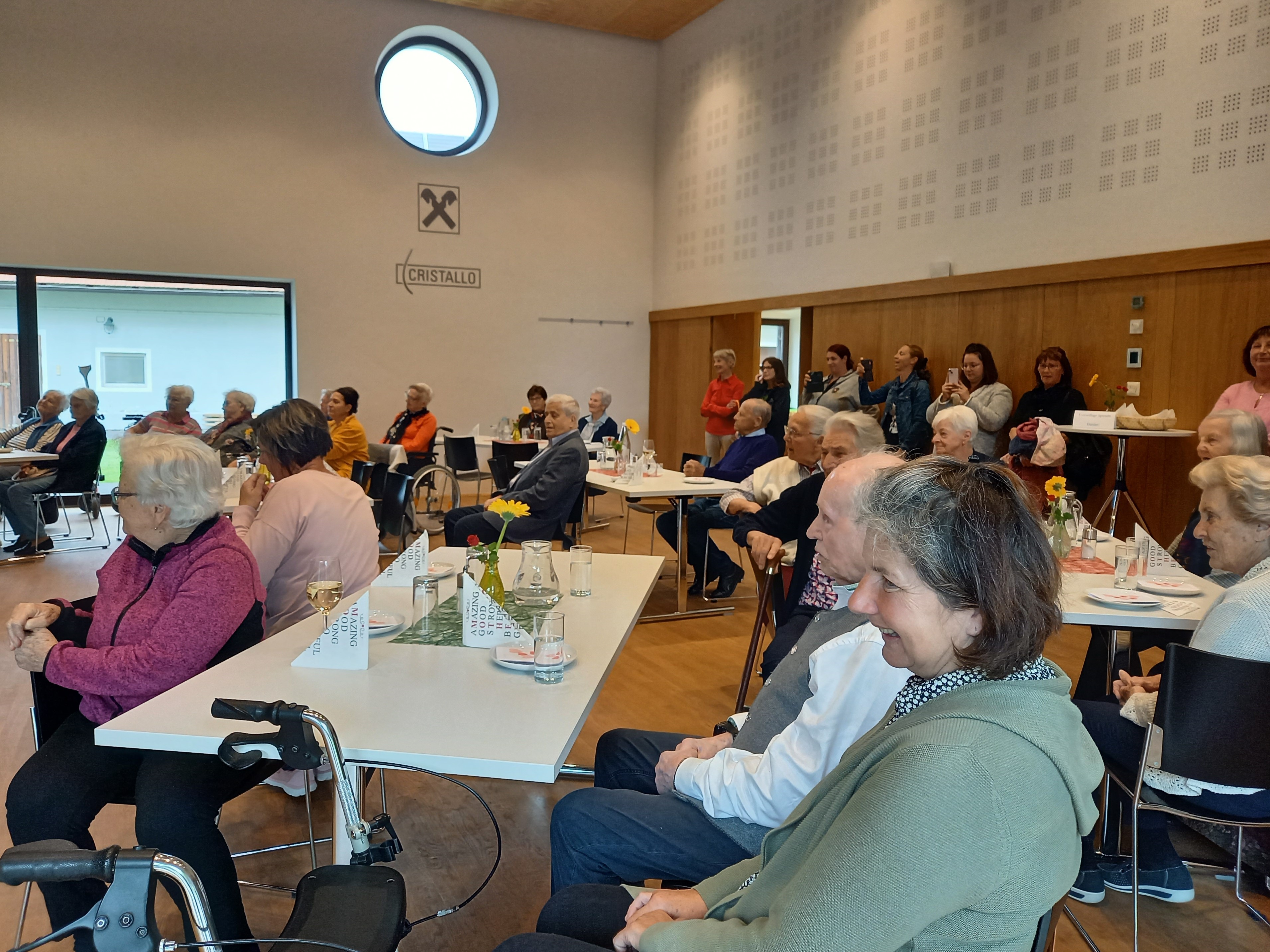 Kinder bringen Freude / Anna Gruber-Schreiner