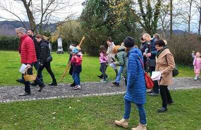 „Jesus, dein Weg ist lang und schwer.  Wir gehen ihn mit – wir fühlen ihn mit.“